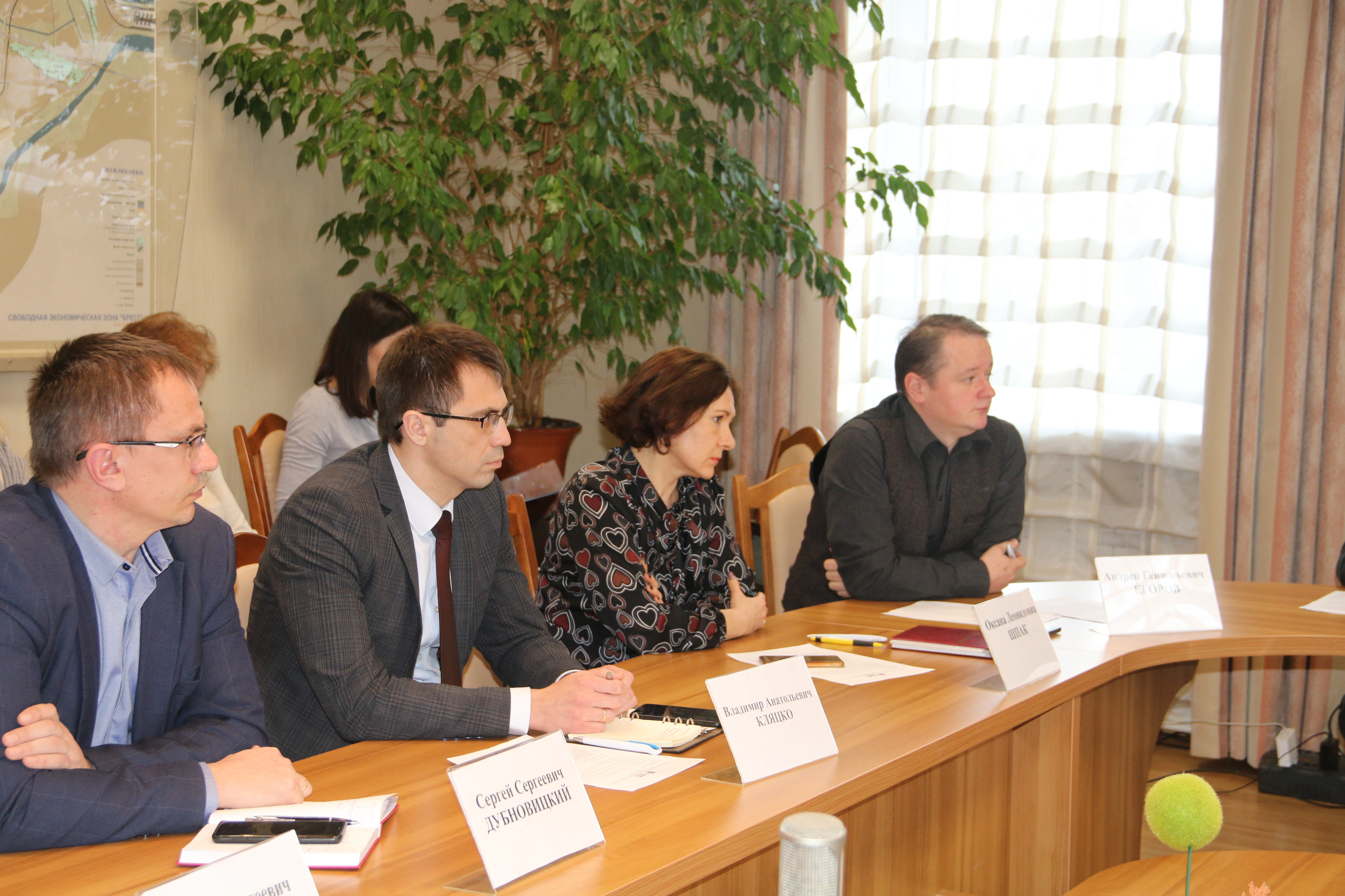 В Бресте состоялся третий круглый стол организованный по инициативе ОО «Экодом», модератор - Андрей Егоров - 2